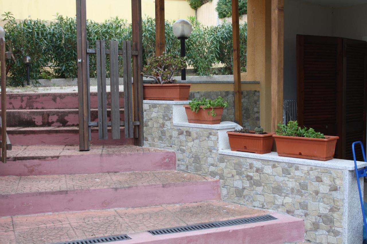 Appartamento Residence Tartaruga 3 カステルサルド エクステリア 写真
